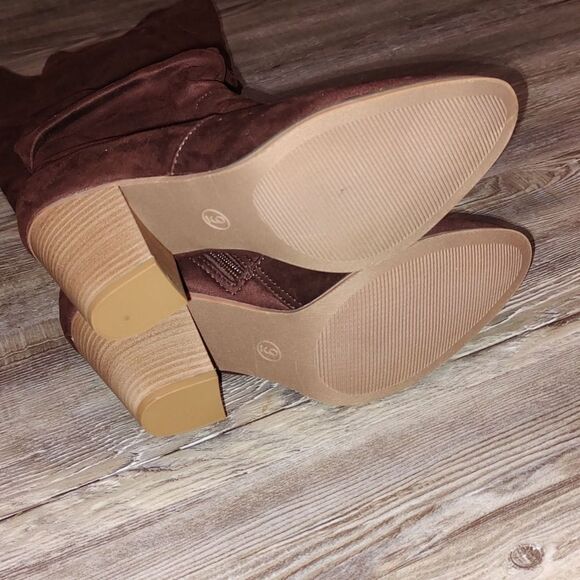Brown Suede   Knee High Heeled boots  Sz 9 NWOT - Picture 6 of 7